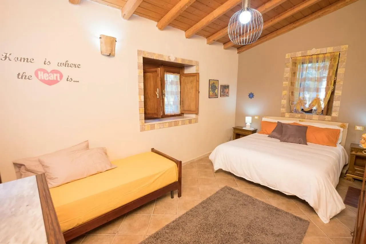 Villa Marinella Augusta 0*,  Italia