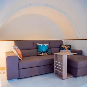 Comfy Penthouse Appartamento Milano